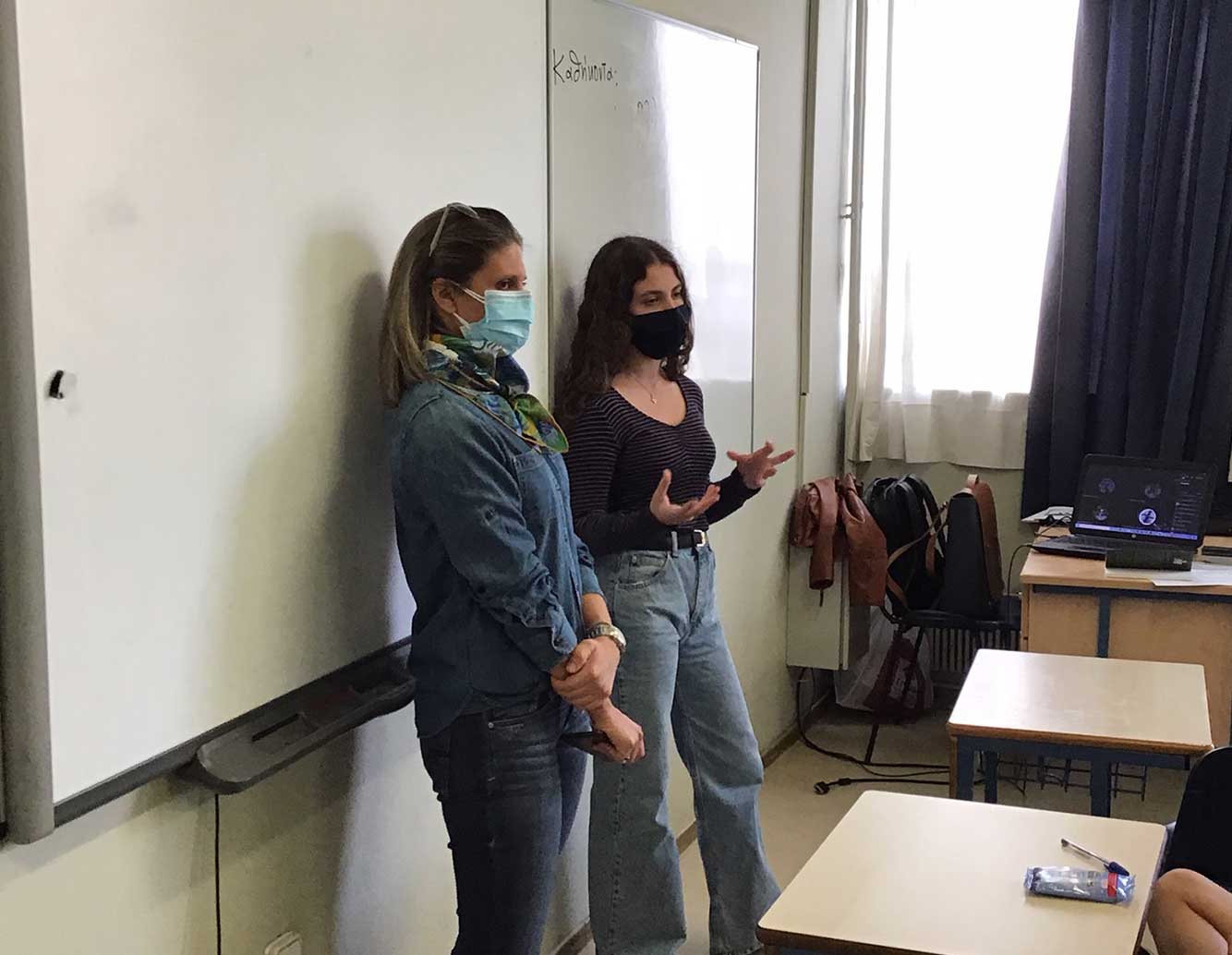Η ΜΑΘΗΤΡΙΑ ΚΑΤΕΡΙΝΑ ΒΟΥΤΣΑ ΠΑΡΟΥΣΙΑΖΕΙ ΤΟ ΒΙΒΛΙΟ ΤΗΣ
