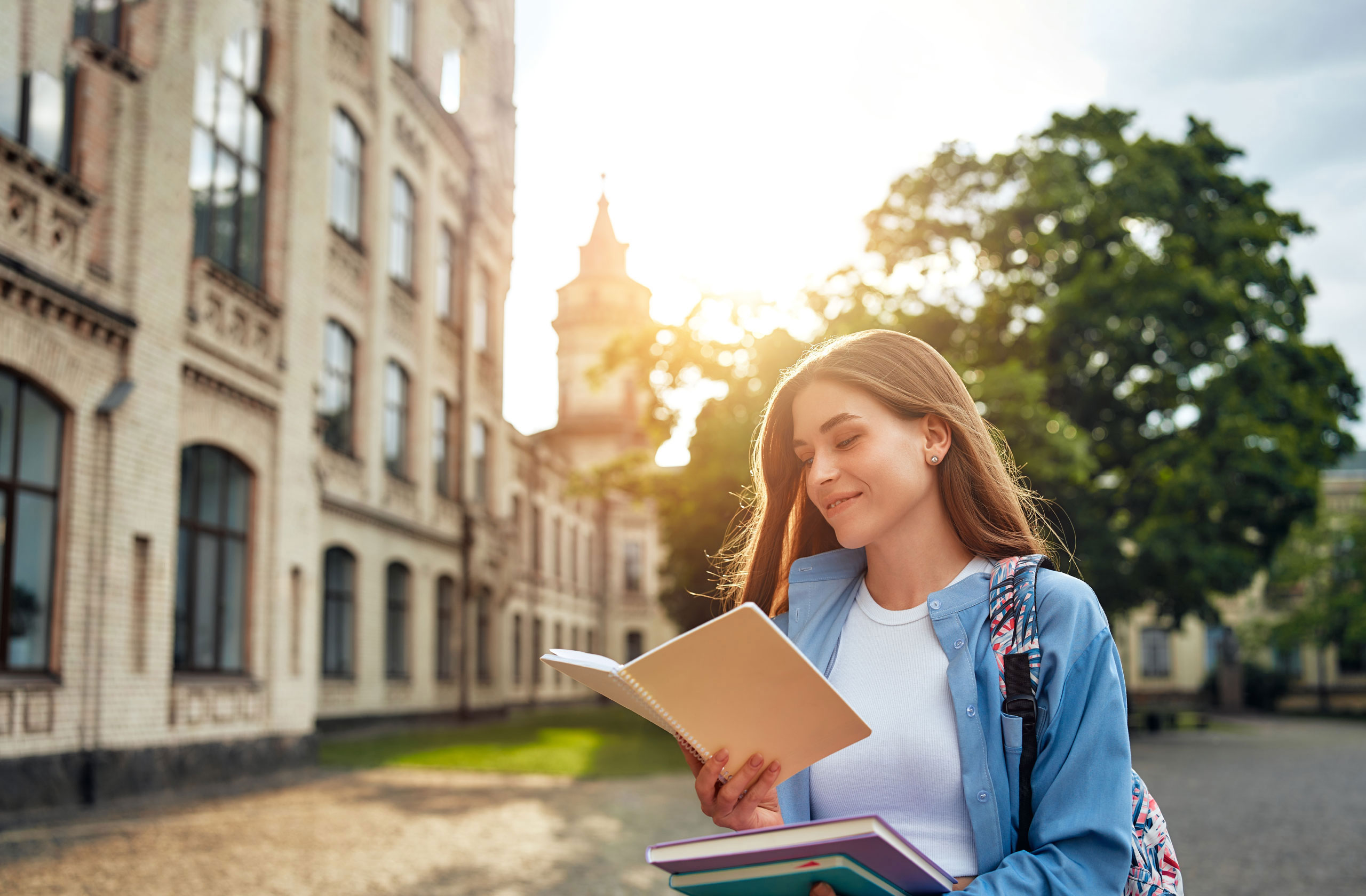 ΤΟ ΜΕΛΛΟΝ ΣΟΥ ΞΕΚΙΝΑΕΙ ΕΔΩ